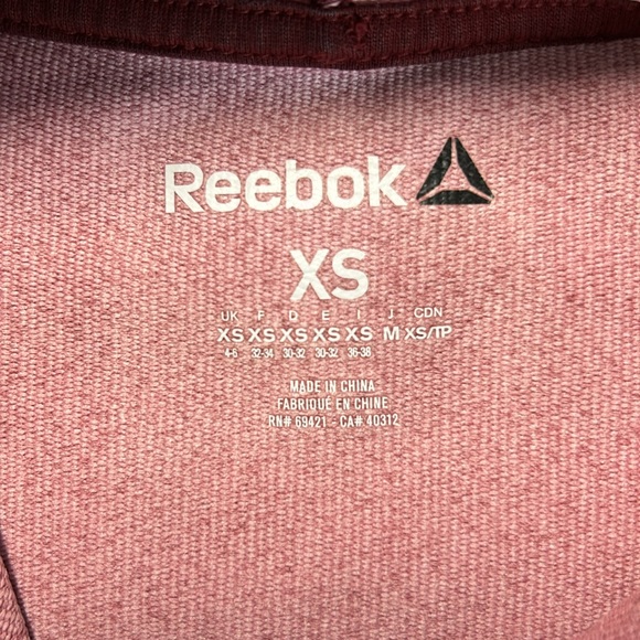 REEBOK CROPPED MUSCLE ATHLETIC SLEEVELESS TOP - Picture 3 of 4